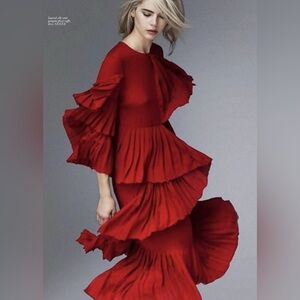 $5035 Gucci Runway Ruffled Silk Georgette Hibiscus Red Dress. Made In Italy